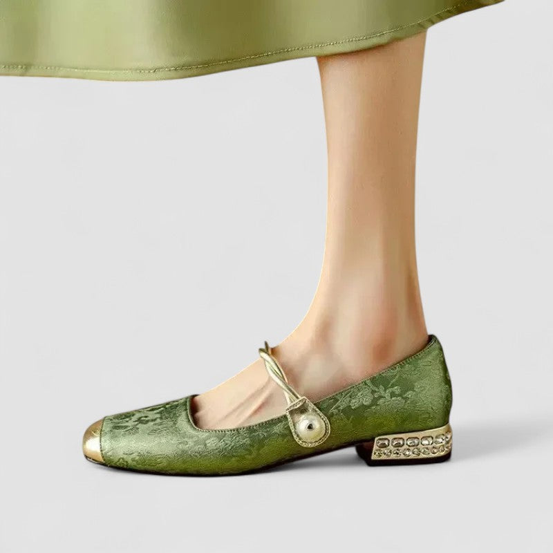 Evelisse | Vintage Mary Jane Ballet Flats