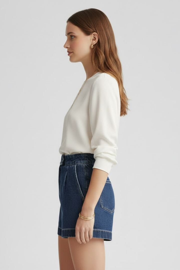Sophie | High-Waisted Classic Denim Shorts