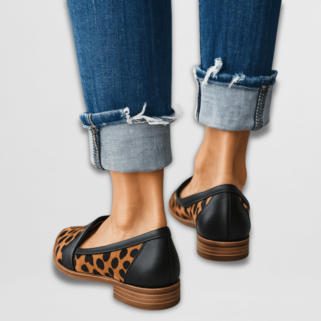 Helen | Elegant Suede Pointed Loafers